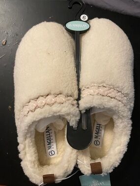 Ladies Magellan Outdoors Cream Faux-Sherpa Slip-On House Slippers
